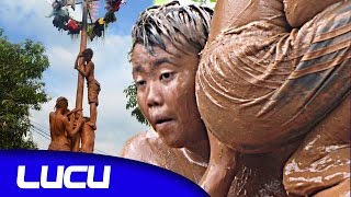 CELANANYA MELOROT  video lucu Lomba PANJAT PINANG Paling GOKIL di Hari KEMERDEKAAN 17 agustus [upl. by Nolava]