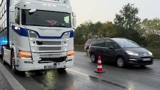 Verkeersongeval op E40 in Oostkamp zorgt voor moeilijke ochtendspits [upl. by Vida264]