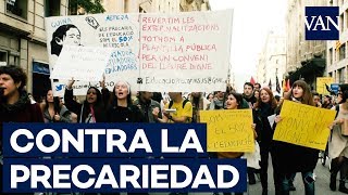 Protesta en Barcelona contra la precariedad [upl. by Fraze]