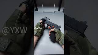 Glock G17 do you want it to be your Christmas gift airsoft gelblasters toyguns toys nerfgun [upl. by Hgiel569]