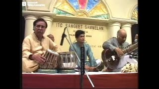 USTAD VILAYET KHAN with PANDIT ANANDA GOPAL BANDOPADHYAY Raag Darbari Kolkata 2003 [upl. by Carlyn537]