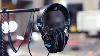 Studio Headphone Review Sony MDR7506 [upl. by Carmella]