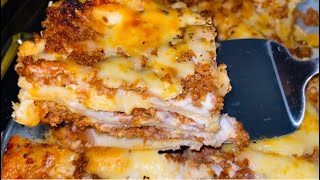 Lasagna with béchamel sauce and Meat sauce fillingBéchamel Sauce Lasagna with Ground Beef😋🧀Easy [upl. by Paulina350]