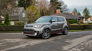 2017 Kia Soul Exclaim Turbo Car Review [upl. by Budde]