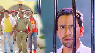 दिनेश लाल यादव निरहुआ को अम्रपाली दुबे के परिवार वालो ने करा दिये झेल dineshlalyadav bhojpurifilm [upl. by Leakim597]