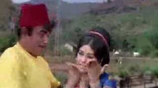 Chunari Dhar Ke Kinare Gori  Mehmood Aruna Irani amp Tun Tun  Garam Masala [upl. by Bencion208]