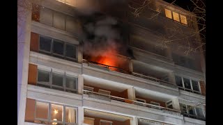 Mindelheim  Flammen schlagen aus Hochhaus  Akku explodiert [upl. by Jeffie]