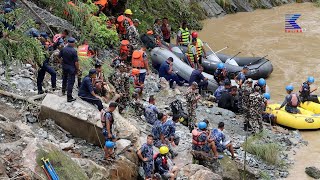 नारायणगढमुग्लिन सडकखण्डबाट त्रिशुलीनदीमा खसेको बसको यसरी खोजी गरिदैछ [upl. by Agee]