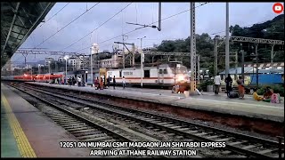 Mumbai Madgaon Jan Shatabdi Express Arriving At Thane  Konkan Railways [upl. by Carilyn]