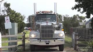 Kenworth S2 1977 W 925 with Dodge 1959 Pilothouse at Tooradin [upl. by Menedez]