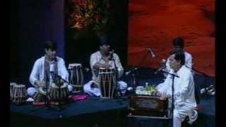 Hoshwalon ko khabar kya  Jagjit Singh Live Gazal1 [upl. by Liba622]