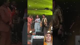 quotUdit Narayan और Kumar Sanu की आवाज़ में 90s का जादू  Dosti Karte Nahin Live PerforLegendaryDuoquot [upl. by Enyedy395]