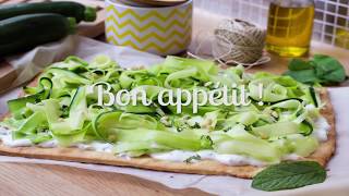 Tarte fine dété  courgette cream cheese amp menthe [upl. by Llemij824]