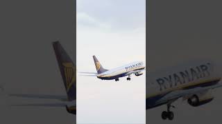 Ryanair 737 clear to takeoff shorts [upl. by Auohc428]