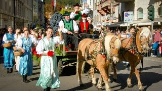 Traubenfest Meran 2016  Festumzug [upl. by Aicenev]