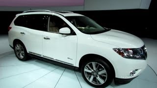 2014 Nissan Pathfinder Hybrid  Exterior and Interior Walkaround  2013 New York Auto Show [upl. by Petronille]