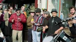 quotKlez Californiaquot Klezmer Street Party  Sauls Deli in North Berkeley [upl. by Augie]