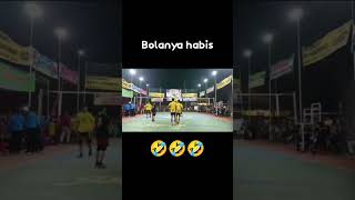 Gagal main garagara warming up volitarkam volleyball shorts olahraga [upl. by Horten]