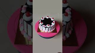 cakes cakedesign birthdaycake cakedecoration chocolatecake [upl. by Refynnej]