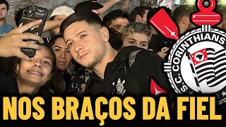 SENSACIONAL ATITUDE DOS JOGADORES DO CORINTHIANS NO DESEMBARQUE EM CURITIBA ONDE ENFRENTAM O GRÊMIO [upl. by Vivyanne506]