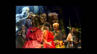 Cesaria Evora Orchestra feat Nancy Vieira  Sangue de Berona [upl. by Nwadal]