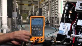 Testing a pressure transmitter with the Fluke754 DPC [upl. by Maurili856]