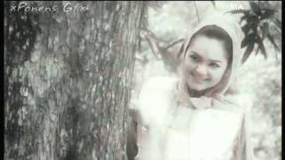 Siti Nurhaliza amp Musley Ramlee  Dalam Air Terbayang Wajah live [upl. by Berlyn60]