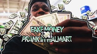 FAKE MONEY PRANK IN WALMART ILLEGAL [upl. by Ruphina994]