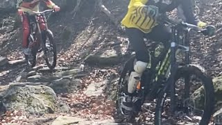 Fox 40 Kashima VS Rockshox Boxxer Debon Air Downhill Fork Field Test [upl. by Addiego866]