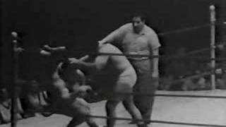 Bruno Sammartino vs Magnificient Maurice [upl. by Davida40]