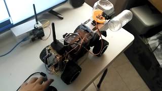 Robot RC  Arduino  Processing  Control de Xbox [upl. by Draillih]