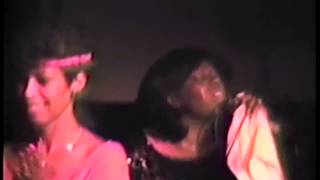 LOLEATTA HOLLOWAY  CRASH GOES LOVE  LIVE [upl. by Mikeb675]