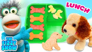 Fizzy Packs A Puppy Dog Themed Lunch Box 🐶  Fun Videos For Kids [upl. by Eniamurt]