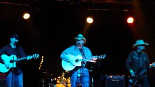 Travis Truitt amp Friends in Berlin  Write This Down George Strait cover [upl. by Jagir561]