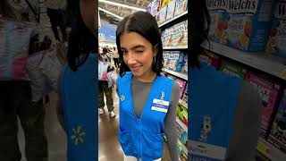 Charlie amp Dixie DAmelio Work As Walmart Cashiers charliedamelio dixiedamelio walmart tiktok [upl. by Natalia442]