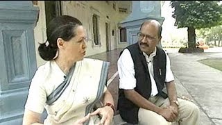 Walk The Talk Sonia Gandhi Aired February 2004 [upl. by Arehsat]