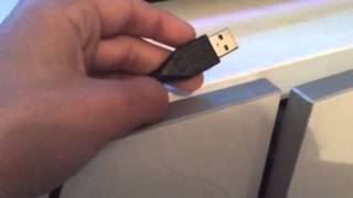 commen brancher un casque avec prise USB sur une PS3 [upl. by Kenwood280]