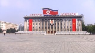 One Minute Look at Kim Ilsung Square in Pyongyang North Korea [upl. by Megan]