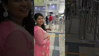 🤯Airport la asingama pochi kumaru🥹 pregnant trending shortsfeed valakappufunction [upl. by Zaob]