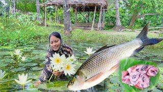 মাঠ থেকে শাপলা তুলে মাছের তেল দিয়ে রান্না করলাম সাথে রুই মাছের ঝালদা  fish curry recipe [upl. by Luht]