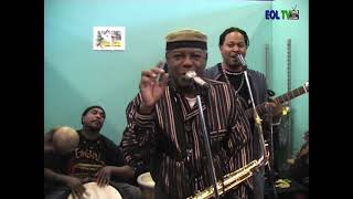 LA VIE MUSICIENS TOUTE KOTE LE GRAND SAXOPHONISTE CAMILLE SOPRANN [upl. by Nnylecoj]