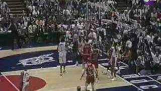 Chicago finally win in Houston Bulls  Rockets 199596 [upl. by Bowe]