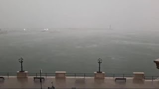 Bari alluvione sul lungomare [upl. by Nadabb]