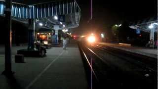 Howrah Rajdhani Passing Through Durgapur Station [upl. by Rhtaeh]