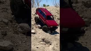 116 LC80 crawling down wplc54 rclandcruiser rcoffroad rccrawler rc4x4 rcadventure [upl. by Enelyad]