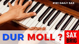 181 Ist es Dur oder Moll  Was ist der Unterschied zwischen einem Dur und Moll Dreiklang 181 [upl. by Bette-Ann]