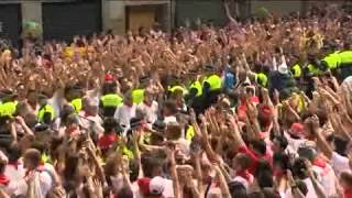 Arrancan los Sanfermines 2012 [upl. by Gaelan]