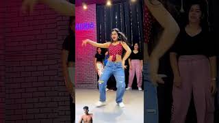 Halkat Jawani dance trending viral Youtshort video song 💕 [upl. by Airetnahs]