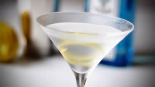 How To Make a Perfect Martini Stirred Not Shaken [upl. by Rozek]