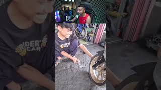 becandanya beneran😂 viralvideo reaction lucu ngakak humor shorts kocak racing [upl. by Winonah854]